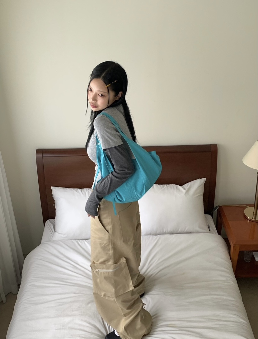 SEOLO東大門㊣實拍女士新款推薦職業熱賣時尚休閑長袖T恤刺繡Seolo seoul長袖T恤
