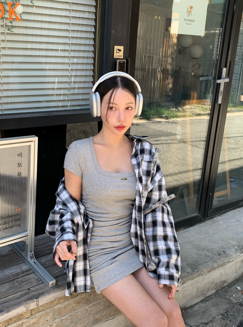 REVE CITE-L韓國代購㊣女士新款25秋冬時尚真品推薦連衣裙REVE CITE連衣裙