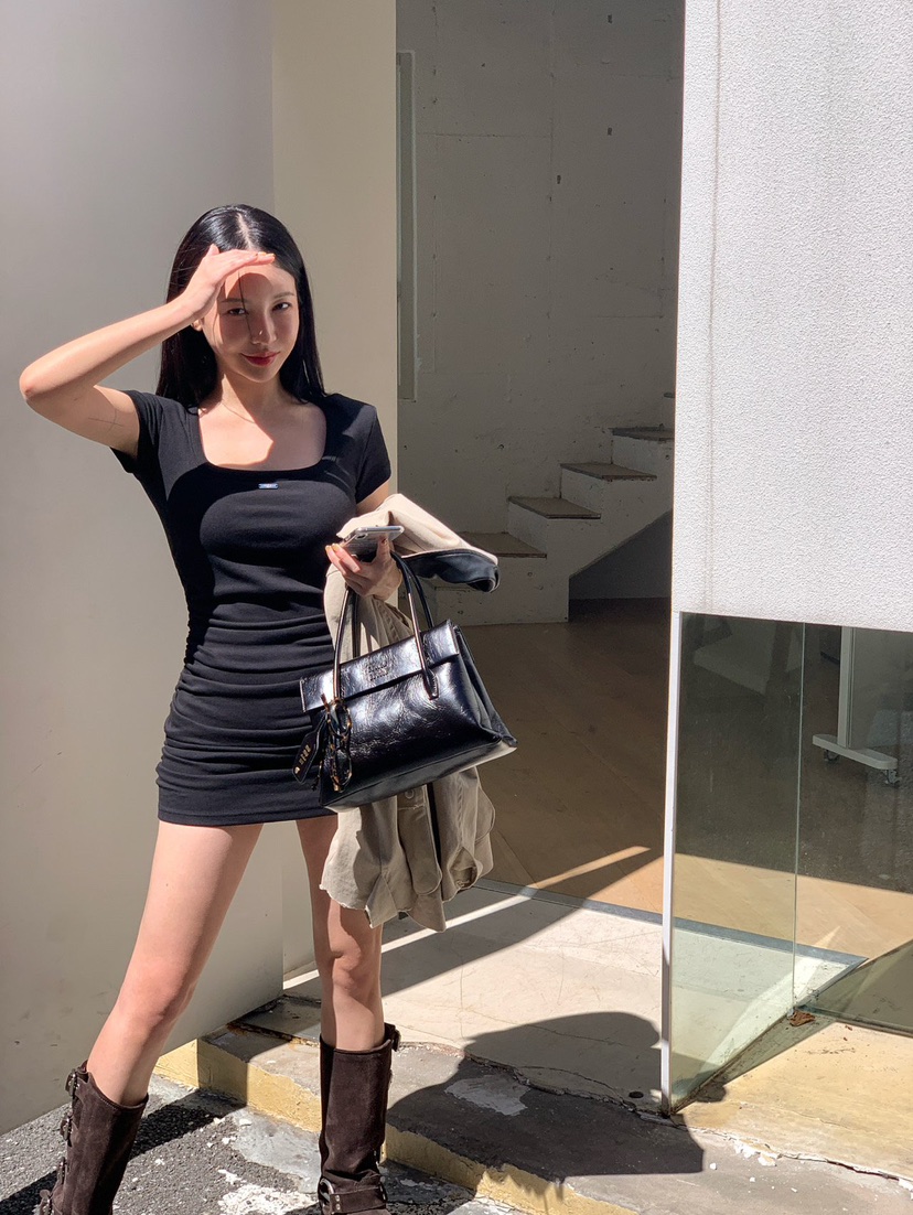 REVE CITE-L韓國代購㊣女士新款25秋冬時尚真品推薦連衣裙REVE CITE連衣裙圖色2