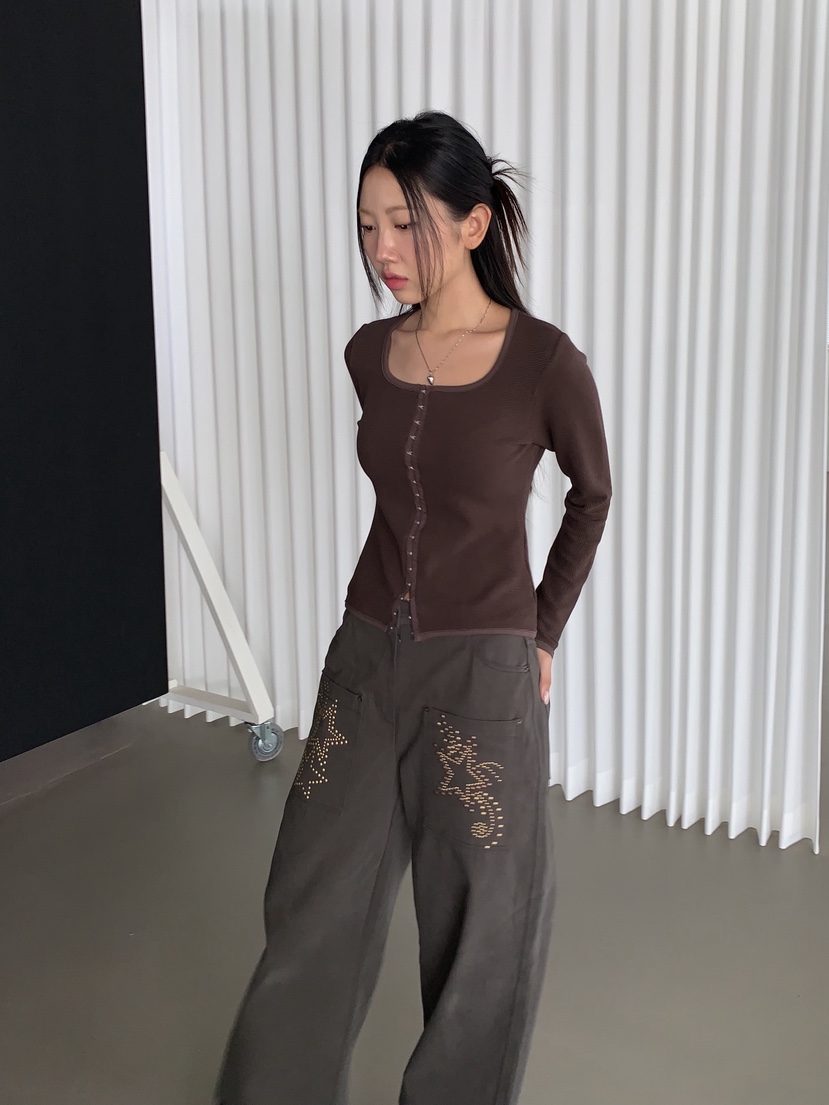 SUNDER MARKET韓國直郵㊣女裝新款人氣真品長袖T恤不含內搭SUNDER MARKET長袖T恤