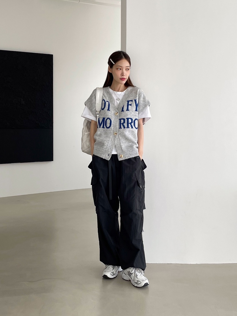 NEOUL東大門㊣代購女裝新品真品25秋冬職業推薦休閑人氣馬甲NEOUL/ahin雙領標簽馬甲