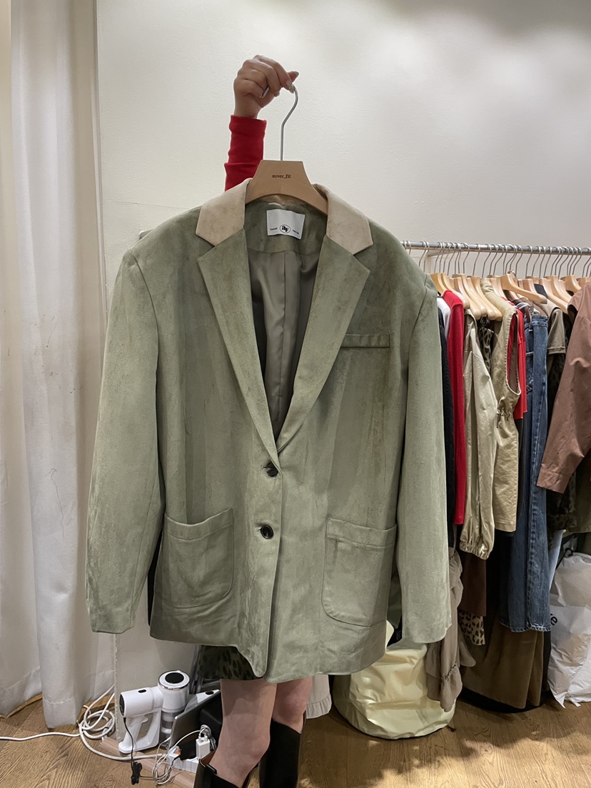 AUVERFIT東大門㊣代購女裝新款人氣25秋冬熱賣推薦夾克絨面革AUVERFIT夾克圖色2