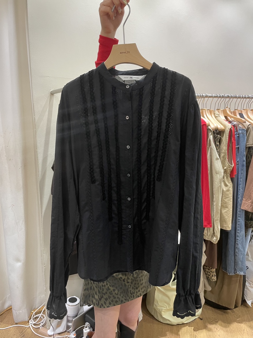 AUVERFIT東大門㊣代購女裝新款休閑人氣25秋冬襯衫蕾絲衫荷葉邊AUVERFIT襯衫/蕾絲衫圖色3