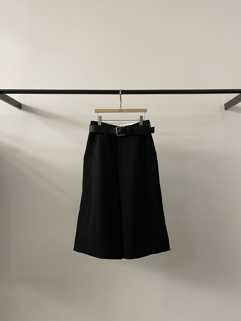 2DA/DARIMI-P東大門㊣代購女裝新品職業休閑推薦短褲含腰帶2DA/DARIMI-P短褲圖色1黑色