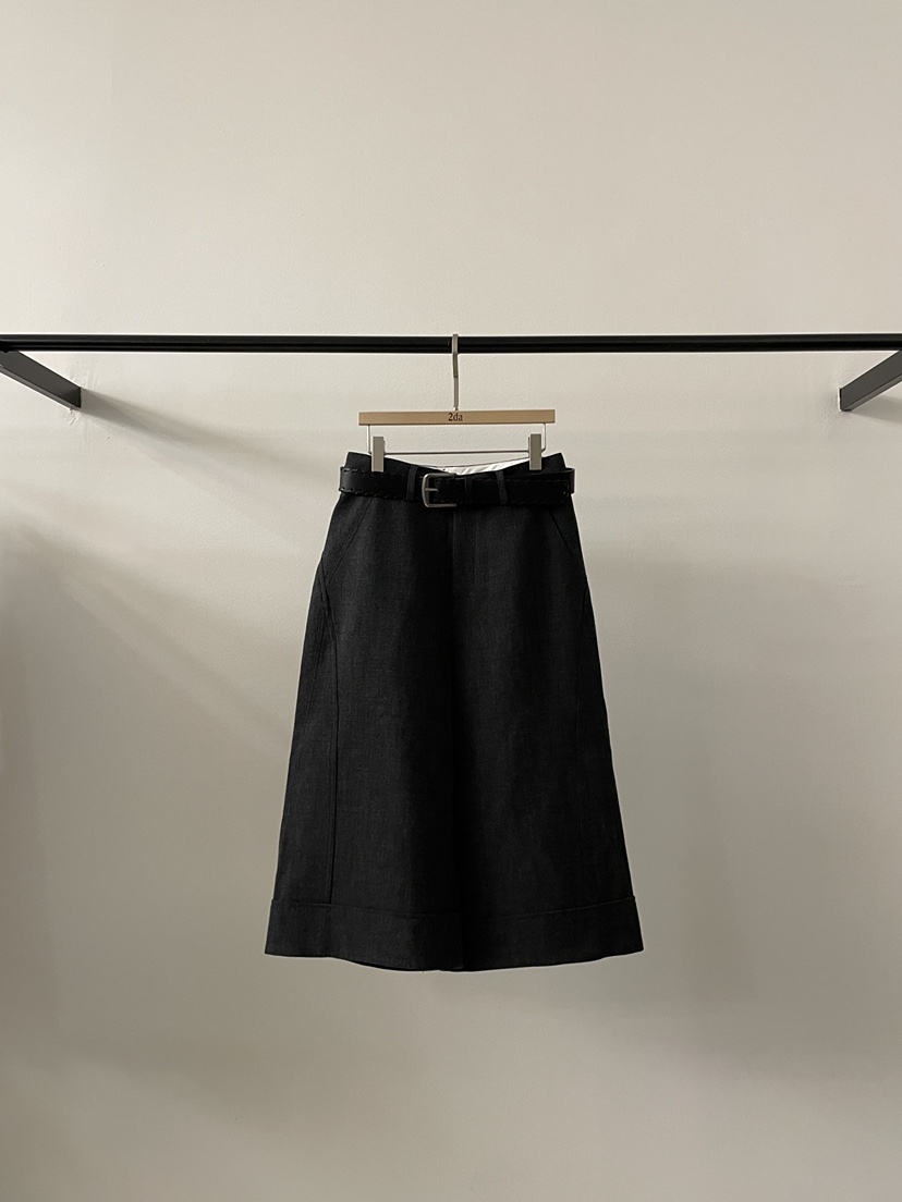 2DA/DARIMI-P東大門㊣代購女裝新品職業休閑推薦短褲含腰帶2DA/DARIMI-P短褲圖色2墨色