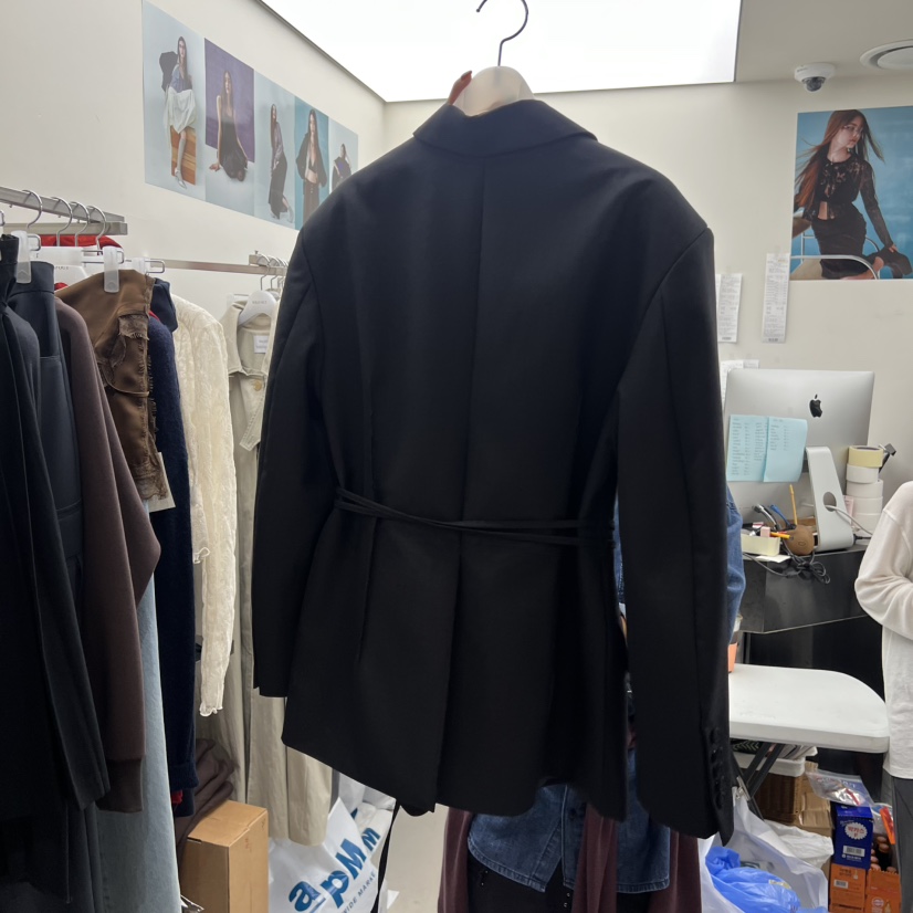 SOLD OUT韓國直郵㊣女士新款25秋冬熱賣人氣夾克含腰繩腰帶SOLD OUT夾克
