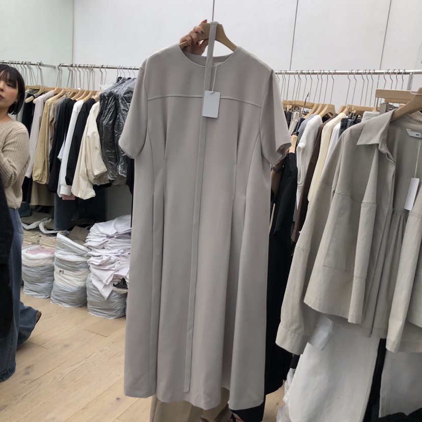 MOI-A韓國代購㊣女裝新品休閑25秋冬真品人氣推薦時尚連衣裙MOI-A連衣裙圖色1