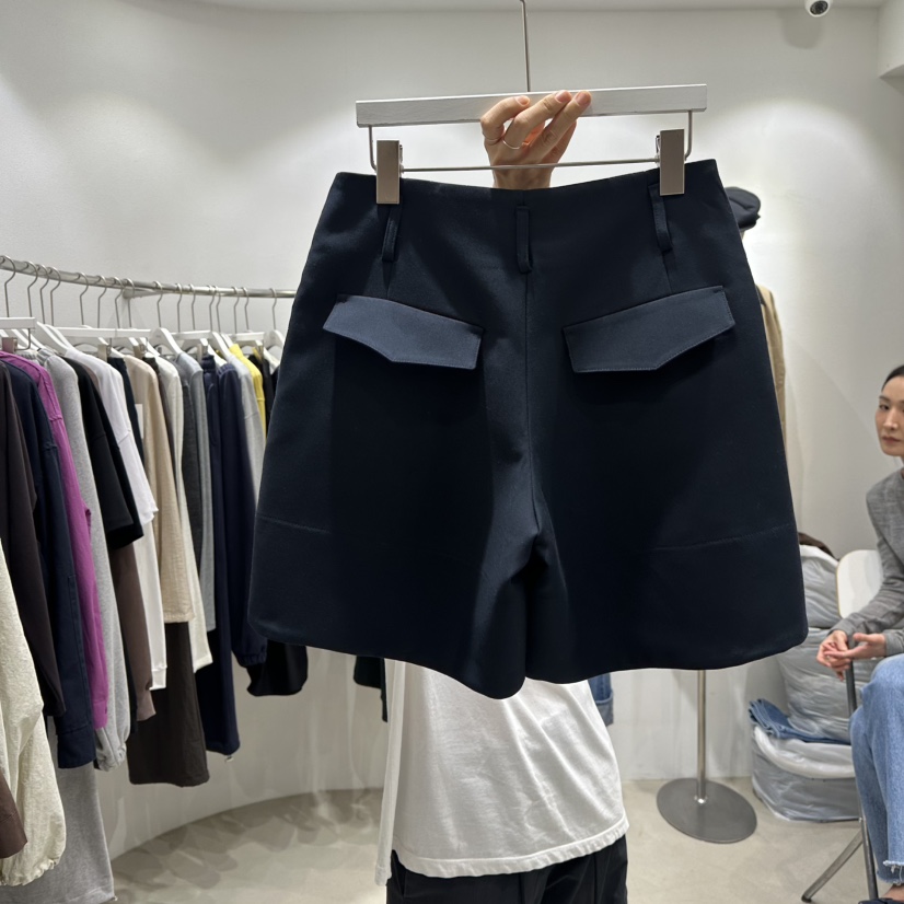 INNI東大門㊣實拍女士新品推薦真品職業熱賣休閑人氣25秋冬短褲inni短褲