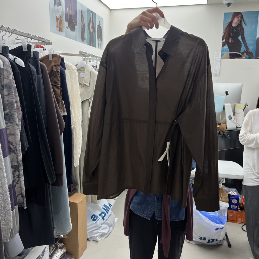 SOLD OUT韓國代購㊣女士新款25秋冬休閑推薦時尚襯衫蕾絲衫SOLD OUT襯衫/蕾絲衫圖色2