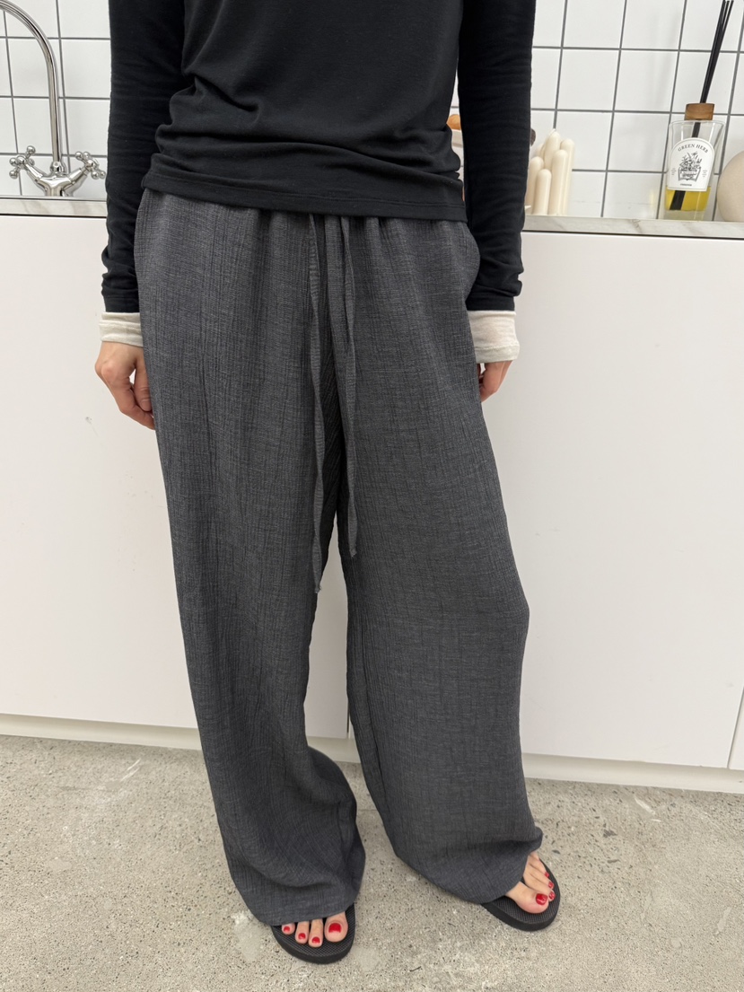 YIKHO STYLE東大門㊣代購女士新品真品推薦職業休閑褲褶皺YIKHO STYLE休閑褲