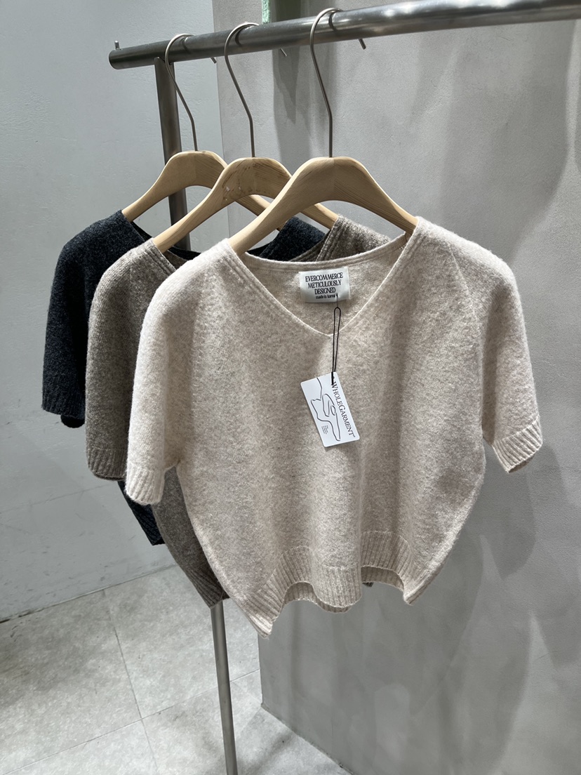 EVERCOMMERCE METICULOUSLY DESIGNED韓國直郵㊣女士新款休閑針織衫EVERCOMMERCE針織衫