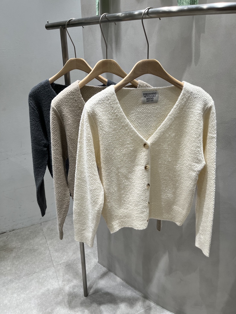 EVERCOMMERCE METICULOUSLY DESIGNED東大門㊣直郵女士新款推薦針織衫羊駝EVERCOMMERCE針織衫