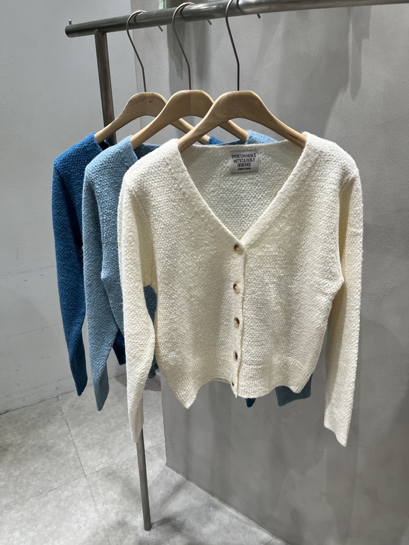 EVERCOMMERCE METICULOUSLY DESIGNED東大門㊣直郵女士新款推薦針織衫羊駝EVERCOMMERCE針織衫