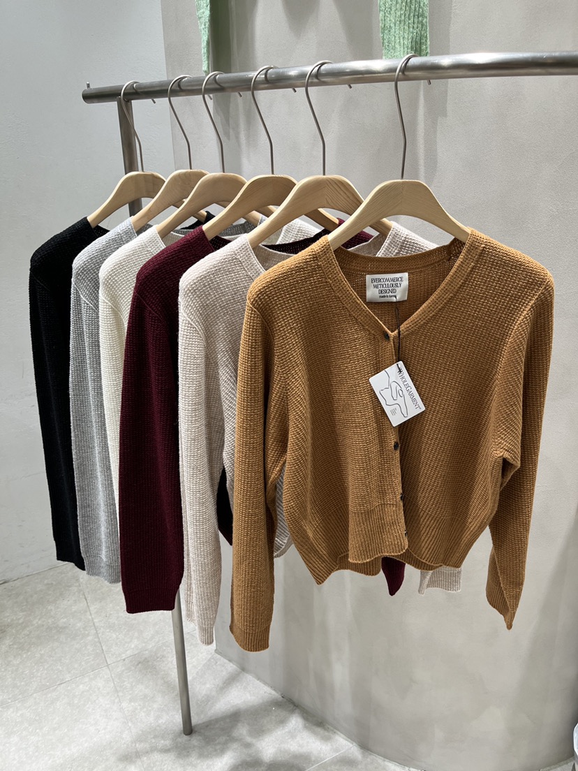 EVERCOMMERCE METICULOUSLY DESIGNED東大門㊣直郵女裝新品25秋冬針織衫EVERCOMMERCE針織衫