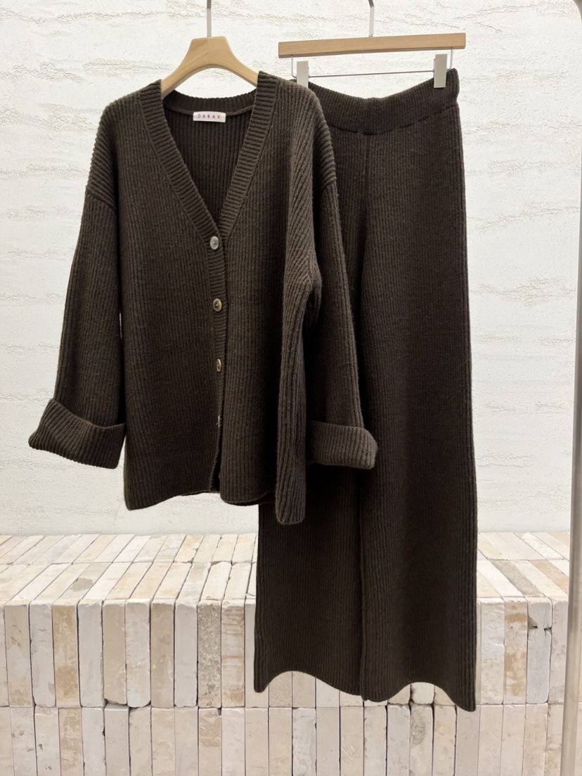 DARAK韓國代購㊣女裝新品25秋冬推薦真品熱賣時尚休閑人氣套裝DARAK套裝圖色3