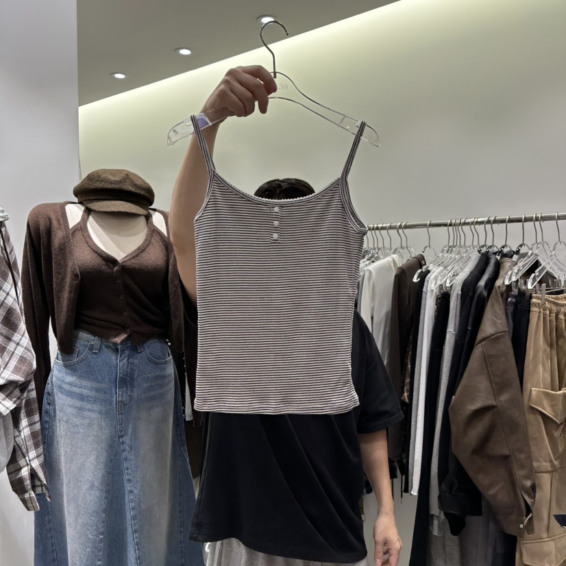 BAIE.38韓國代購㊣女裝新品熱賣25秋冬職業時尚吊帶背心紐扣BAIE.38吊帶/背心圖色4