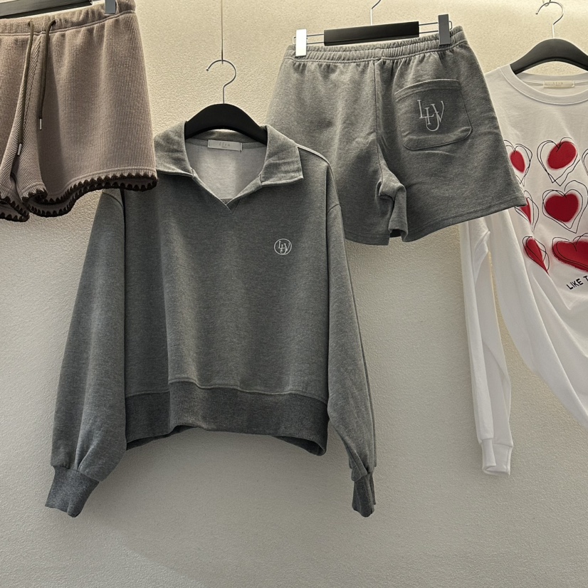 MEMO CLASSIC東大門㊣代購女士新款職業套裝兩件套刺繡套裝MEMO CLASSIC套裝圖色1