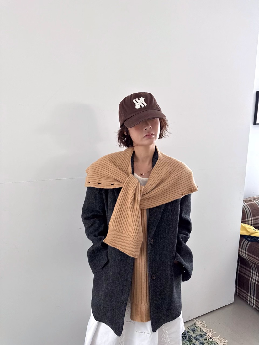 OLI SEOUL東大門㊣實拍女士新品真品職業時尚圍巾披肩披肩OLI SEOUL圍巾/披肩