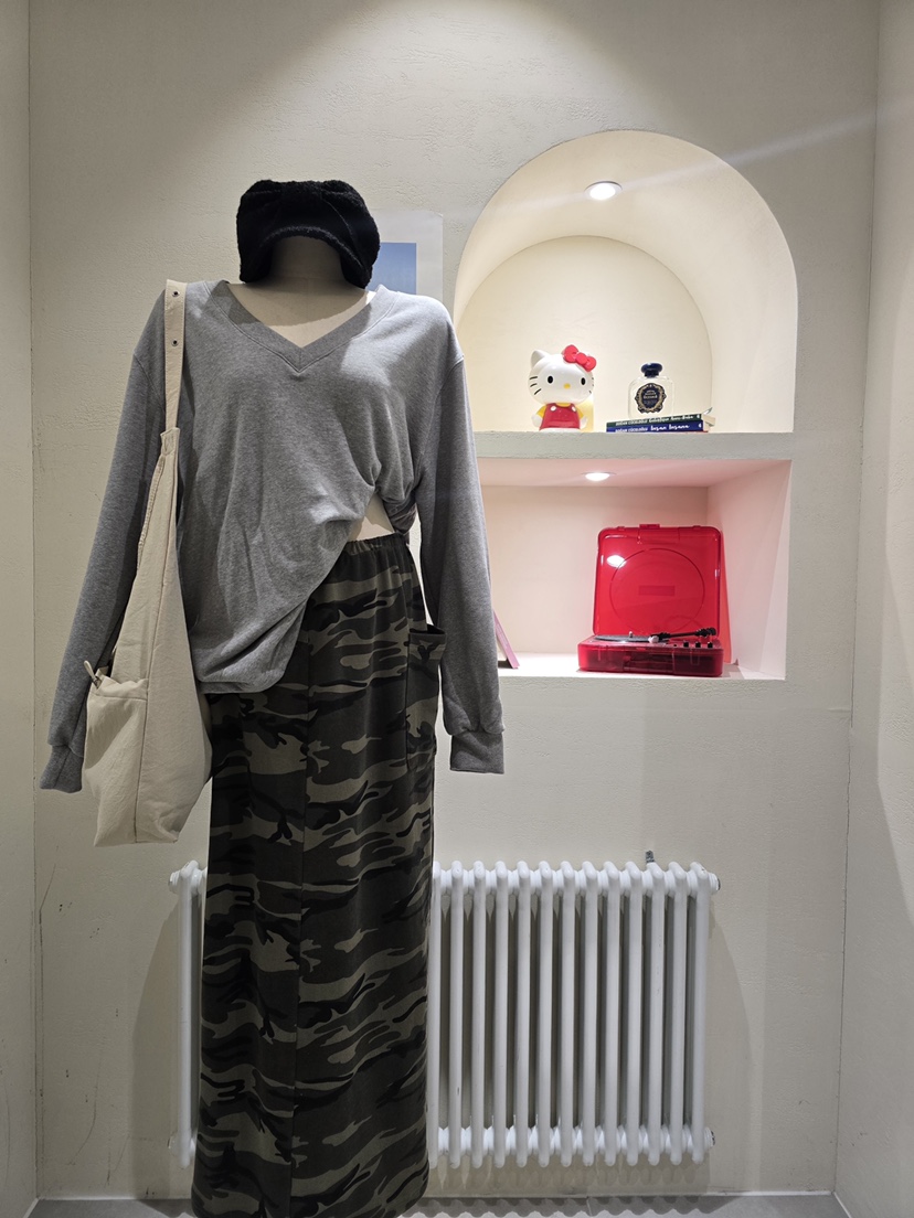 LIKEVAM東大門㊣實拍女裝新款真品推薦熱賣休閑人氣25秋冬長裙LIKEVAM長裙