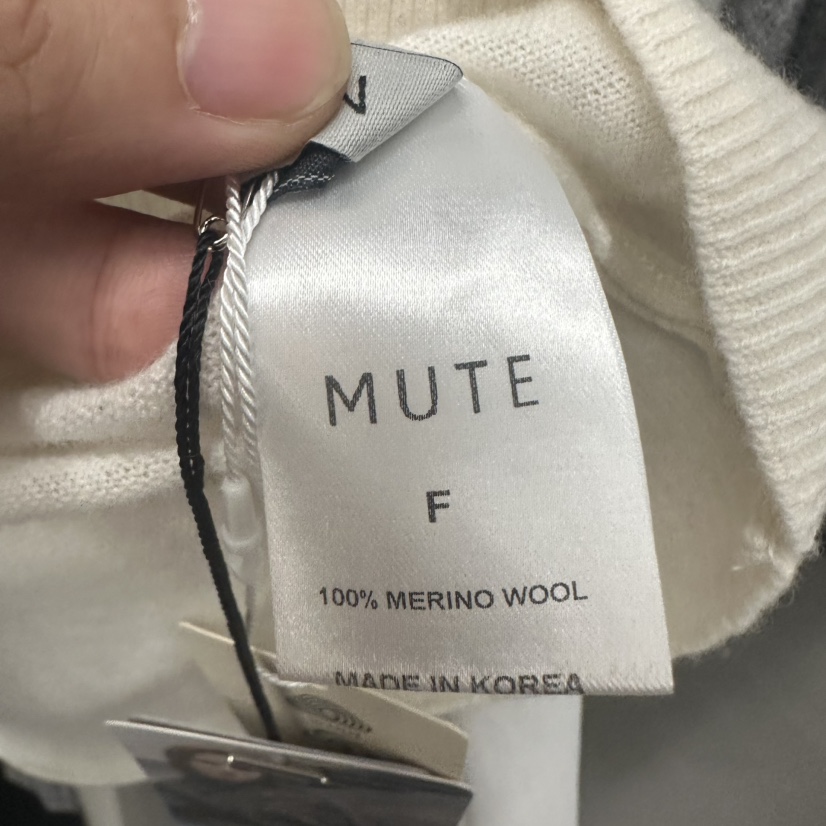MUTE-P東大門㊣直郵女士新款25秋冬休閑人氣時尚真品針織衫MUTE針織衫