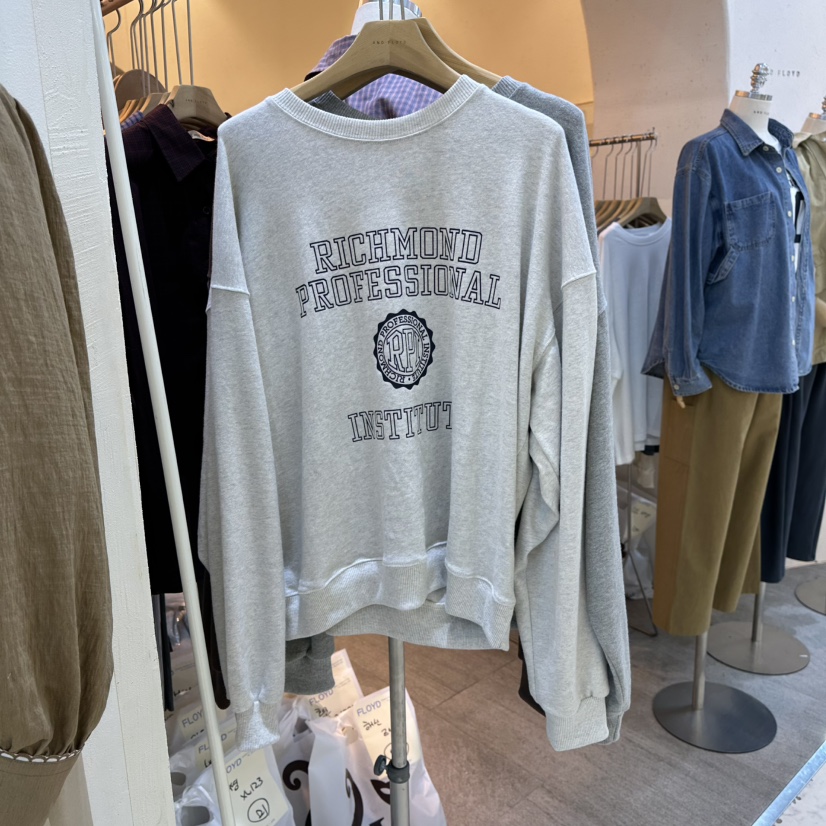 AND FLOYD東大門㊣直郵女裝新品真品職業熱賣人氣25秋冬衛衣stunning and Floyd衛衣圖色2