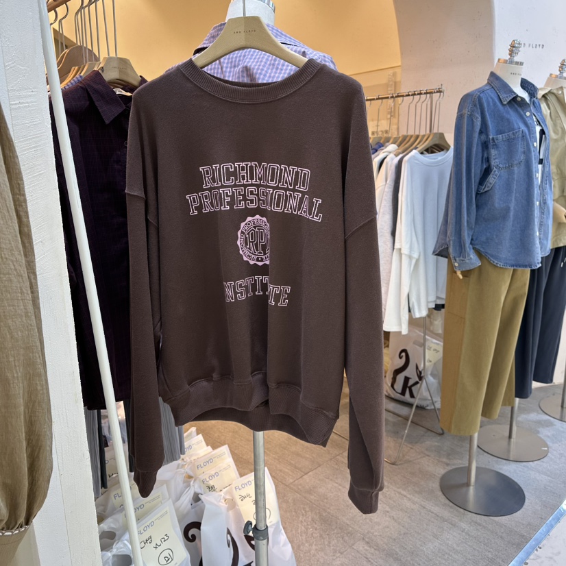 AND FLOYD東大門㊣直郵女裝新品真品職業熱賣人氣25秋冬衛衣stunning and Floyd衛衣圖色4