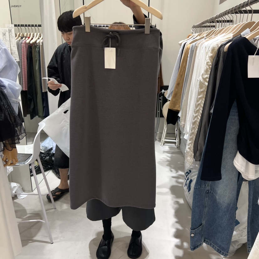 YUNBAL東大門㊣實拍女裝新款真品熱賣時尚人氣半身裙中短裙YUNBAL半身裙/中短裙圖色1