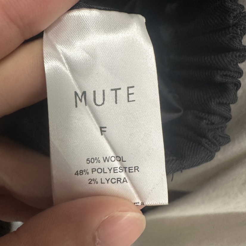 MUTE-P東大門㊣直郵女裝新款人氣時尚職業真品休閑推薦長裙MUTE長裙