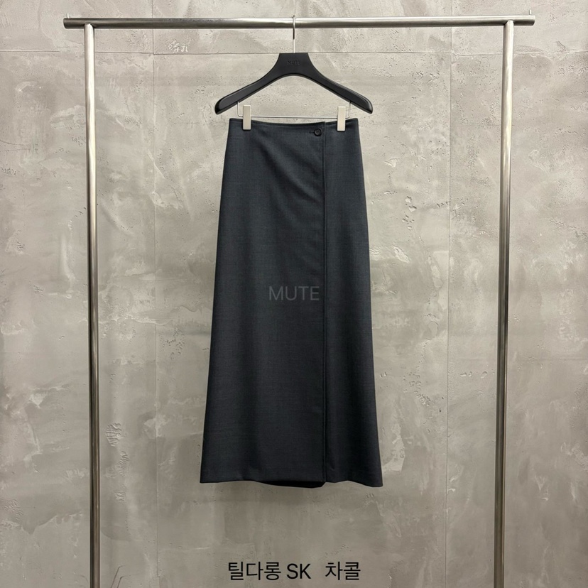 MUTE-P東大門㊣直郵女裝新款人氣時尚職業真品休閑推薦長裙MUTE長裙圖色1墨色