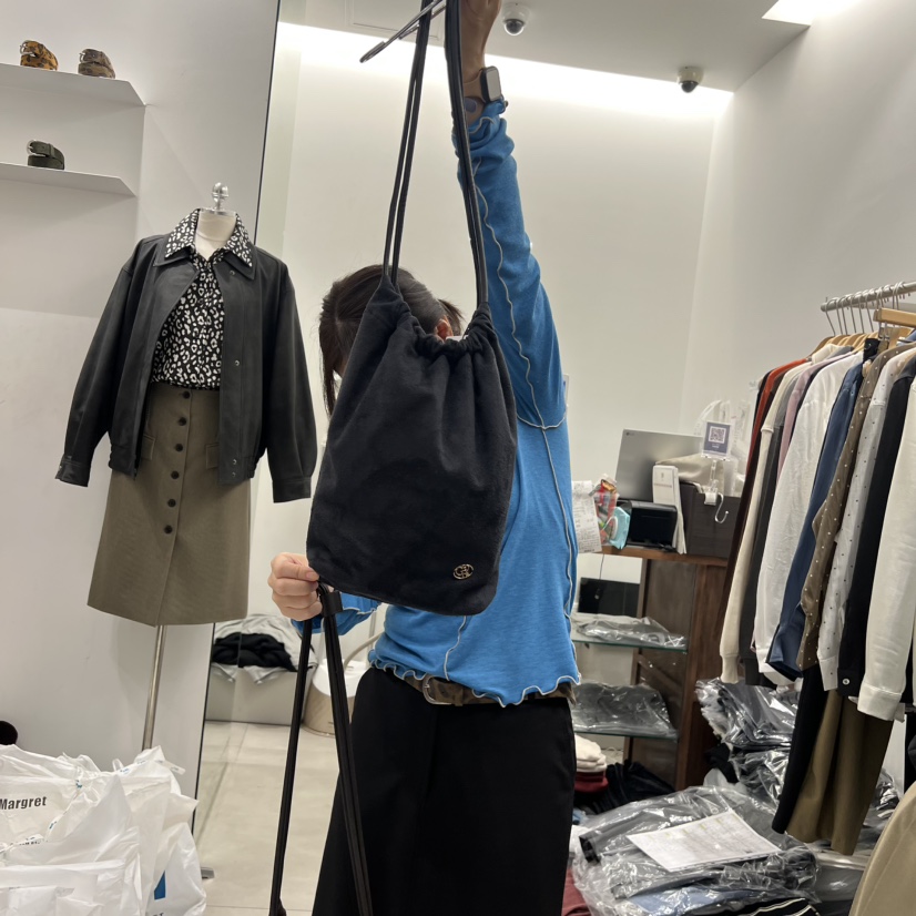ANN MARGRET韓國直郵㊣女士新款真品單肩斜跨包絨面革GRETA.Y單肩/斜跨包圖色3