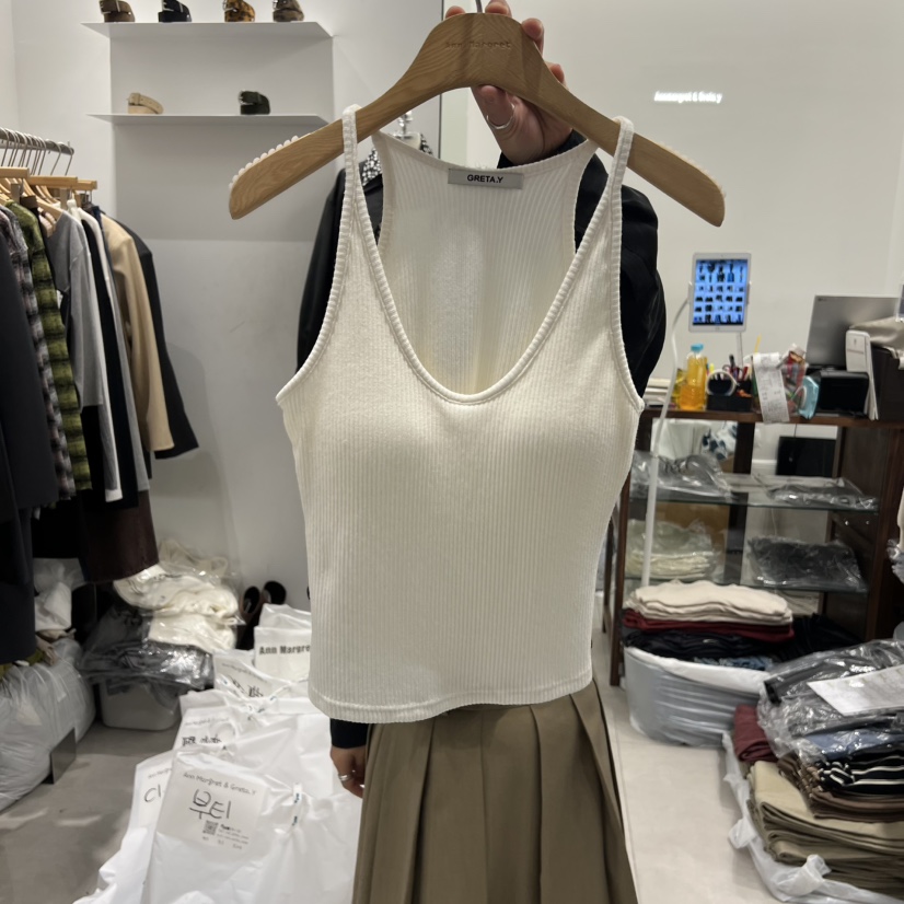 ANN MARGRET東大門㊣直郵女裝新款25秋冬吊帶背心GRETA.Y吊帶/背心圖色1