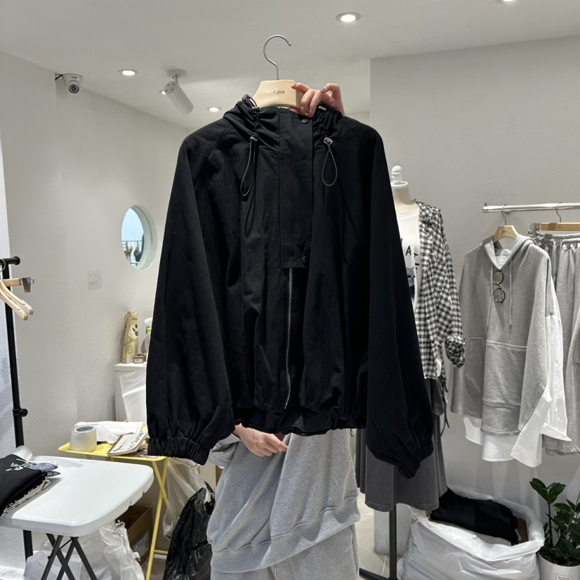 IN KIRA東大門㊣直郵女裝新品人氣職業推薦時尚夾克不含內搭IN KIRA夾克圖色2
