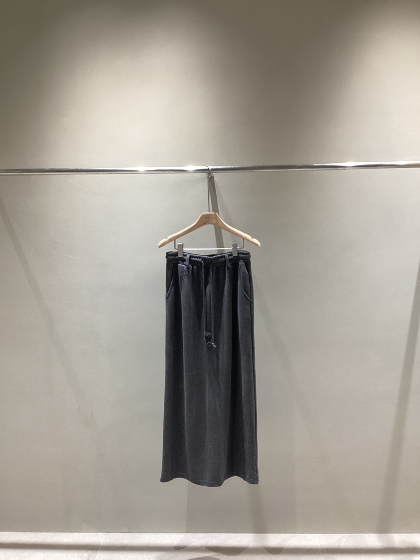 NEAR LEAP-P東大門㊣直郵女裝新品人氣25秋冬時尚推薦長裙NEAR LEAP長裙圖色1