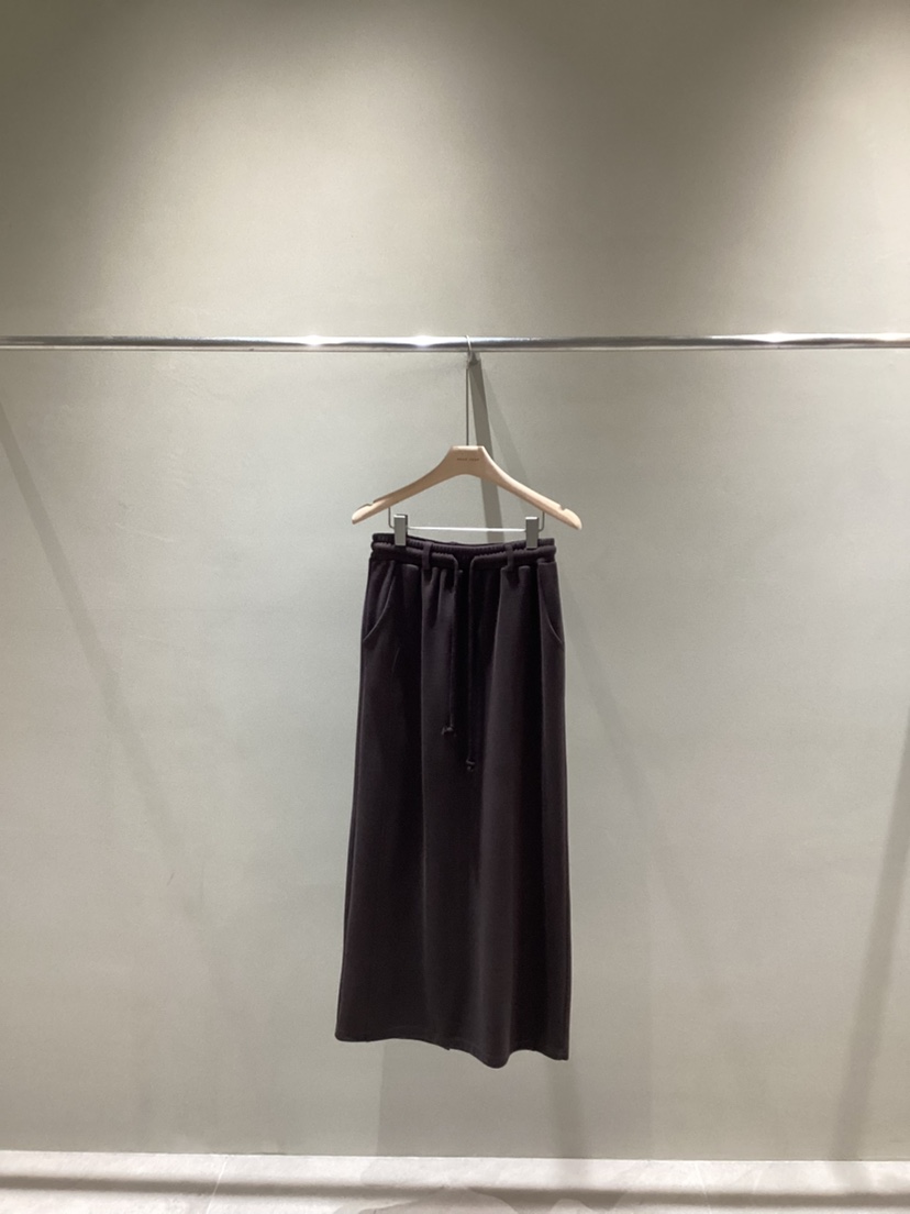 NEAR LEAP-P東大門㊣直郵女裝新品人氣25秋冬時尚推薦長裙NEAR LEAP長裙圖色2