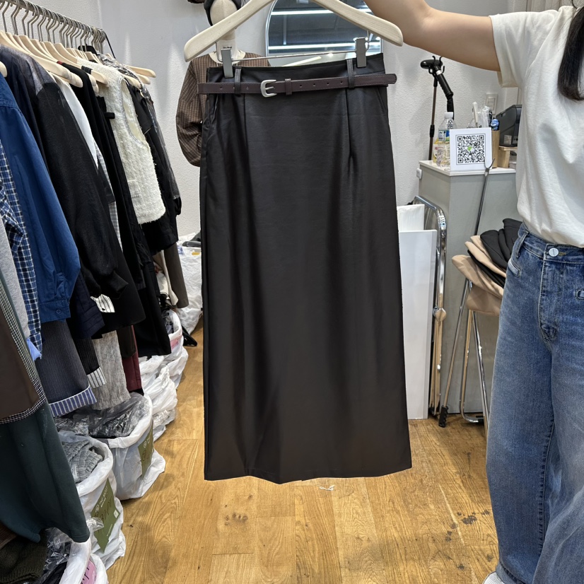 THE MOST-Q東大門㊣代購女裝新款25秋冬長裙不含腰帶皮革THE MOST長裙圖色1