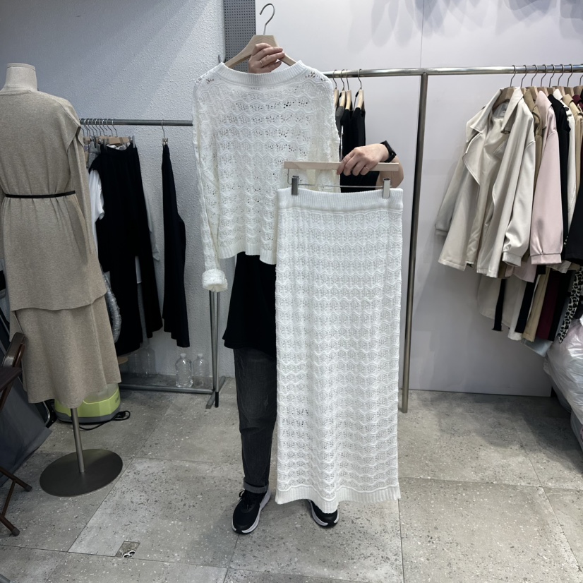 BLOOM韓國直郵㊣女裝新品人氣休閑職業套裝鉤針編織兩件套套裝BLOOM-Q套裝