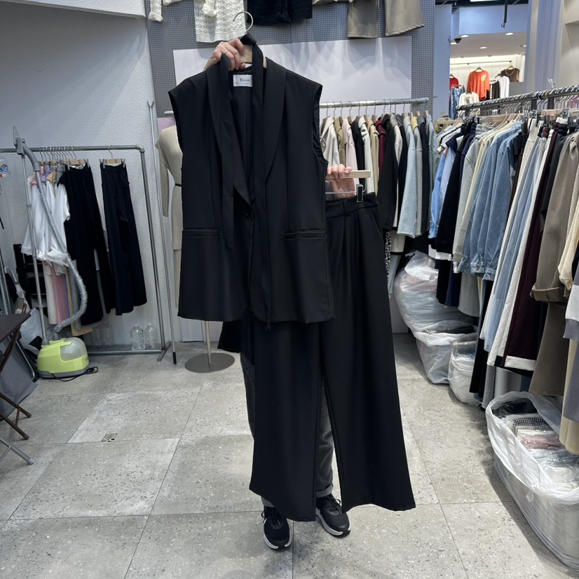 BLOOM韓國直郵㊣女裝新品熱賣推薦25秋冬休閑套裝兩件套套裝BLOOM-Q套裝圖色4