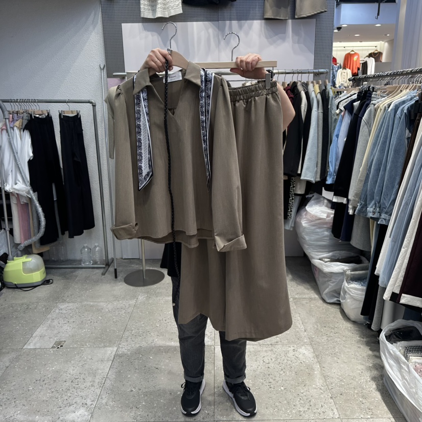 BLOOM韓國代購㊣女士新品休閑推薦時尚套裝不含腰帶兩件套套裝BLOOM-Q套裝圖色1