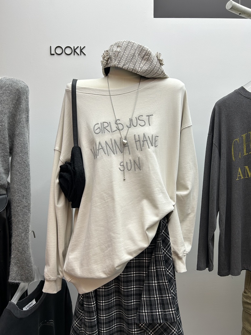 LOOKK東大門㊣實拍女裝新品熱賣時尚職業休閑25秋冬衛衣不含配飾LOOKK衛衣圖色1