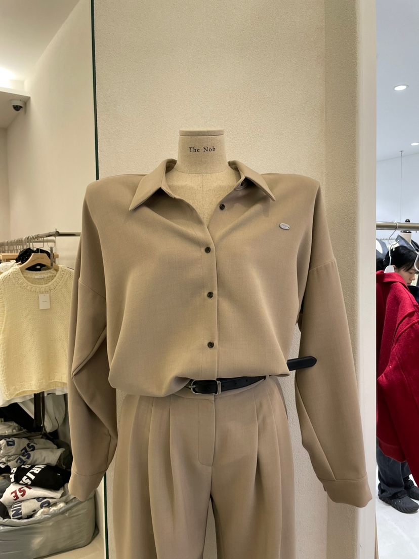 NOB東大門㊣實拍女士新品時尚職業25秋冬推薦人氣襯衫蕾絲衫NOB襯衫/蕾絲衫圖色1