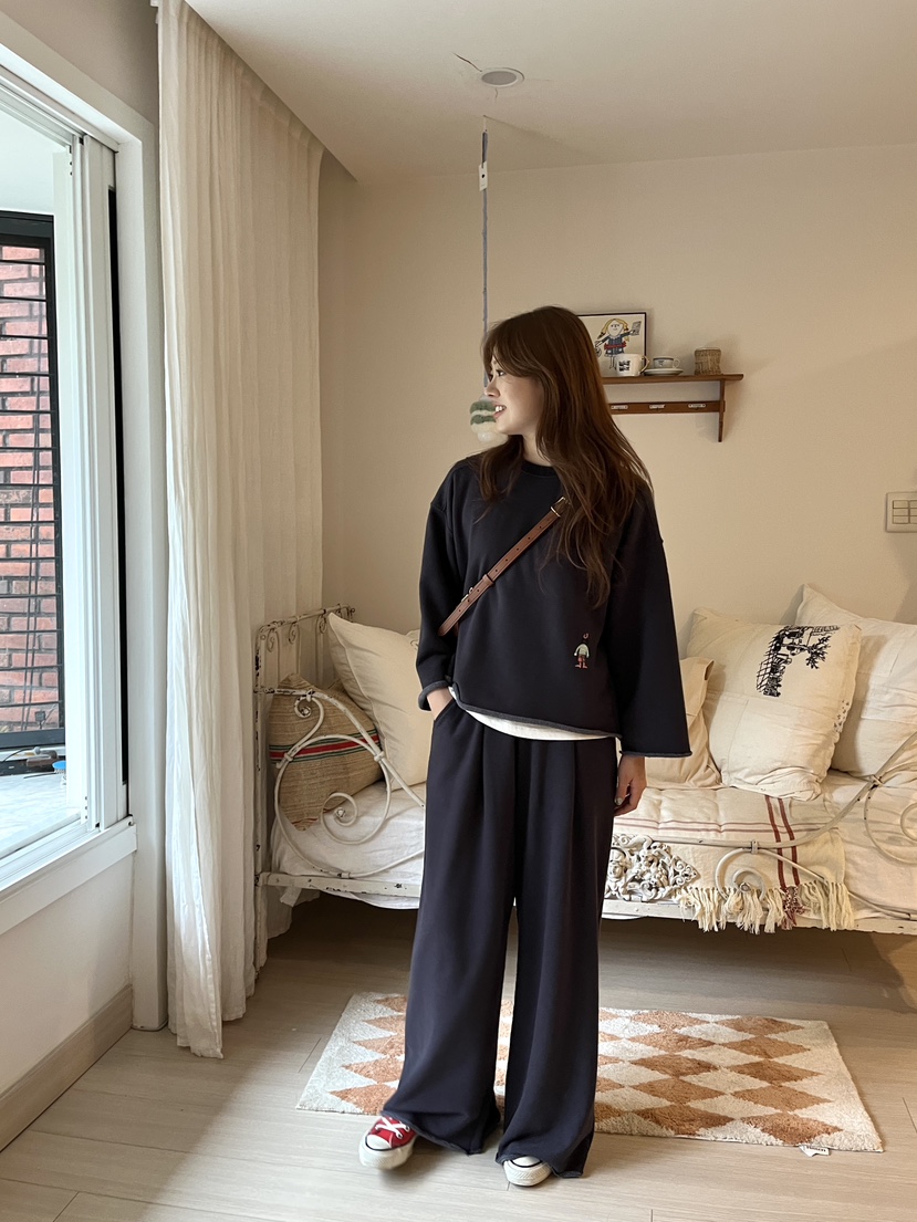 AT NOTE東大門㊣實拍女裝新品休閑熱賣推薦真品人氣長袖T恤AT NOTE長袖T恤