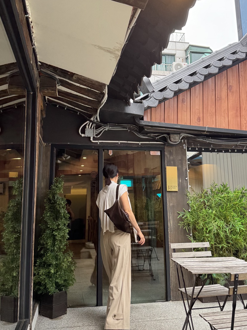 RIAH東大門㊣直郵女裝新品熱賣推薦真品25秋冬套裝披肩褶皺RIAH套裝