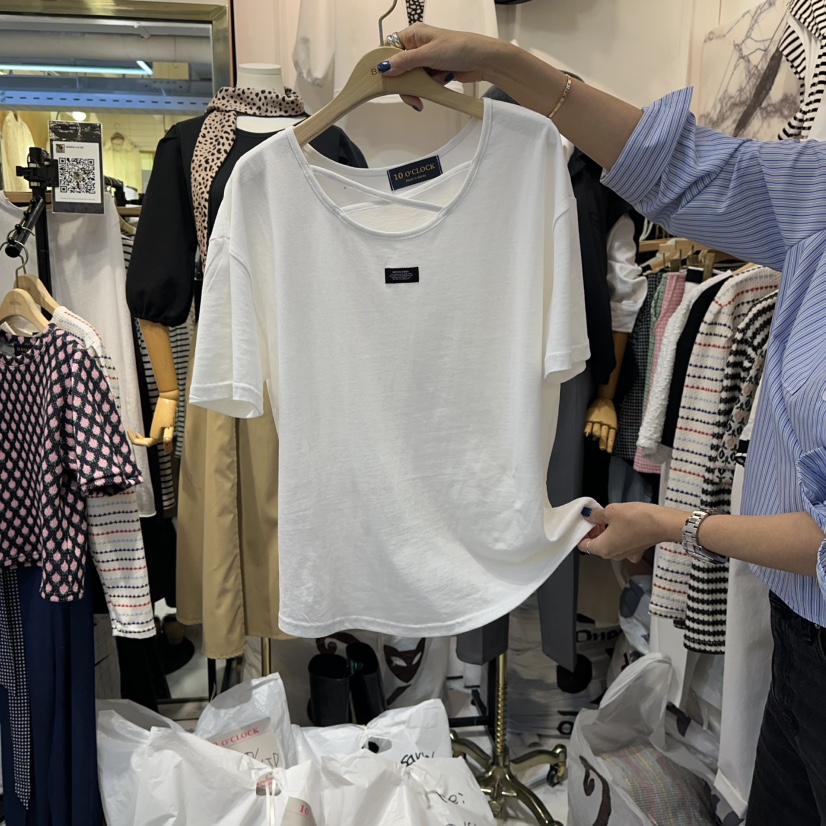BUTTU東大門㊣代購女裝新品真品熱賣人氣時尚25秋冬T恤開衩長款10 O CLOCK/ButtuT恤圖色1