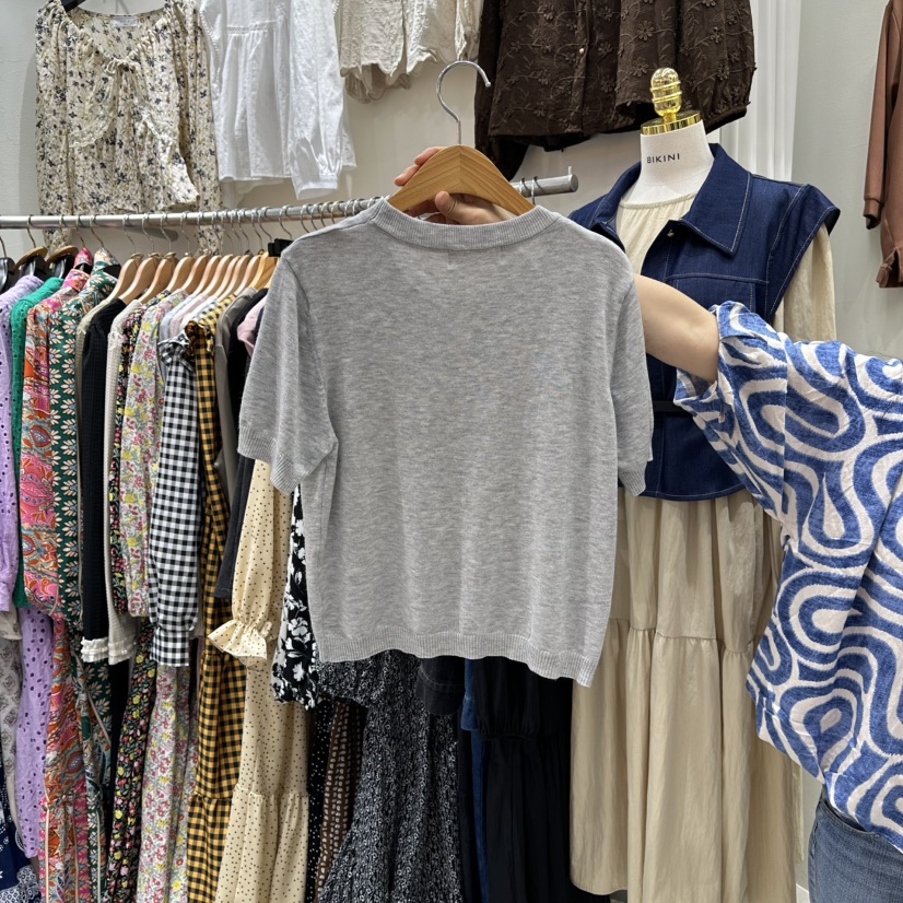BIKINI韓國代購㊣女裝新品熱賣休閑真品推薦針織衫刺繡花朵BIKINI針織衫