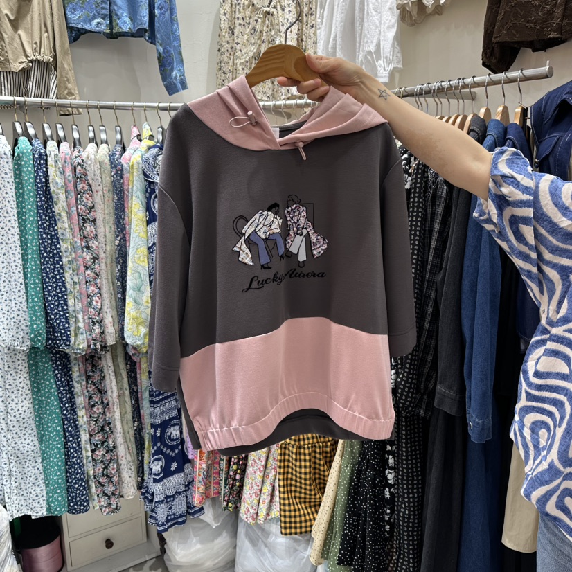 BIKINI東大門㊣直郵女裝新品職業人氣推薦25秋冬真品時尚衛衣BIKINI衛衣圖色2