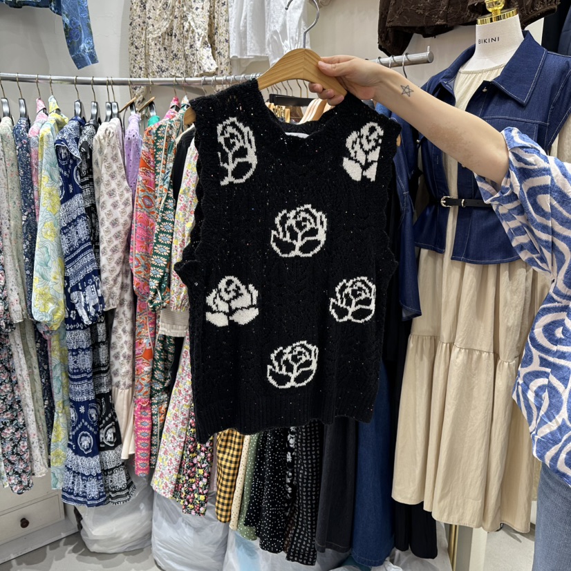 BIKINI韓國直郵㊣女裝新款時尚休閑職業25秋冬人氣吊帶背心BIKINI吊帶/背心圖色2