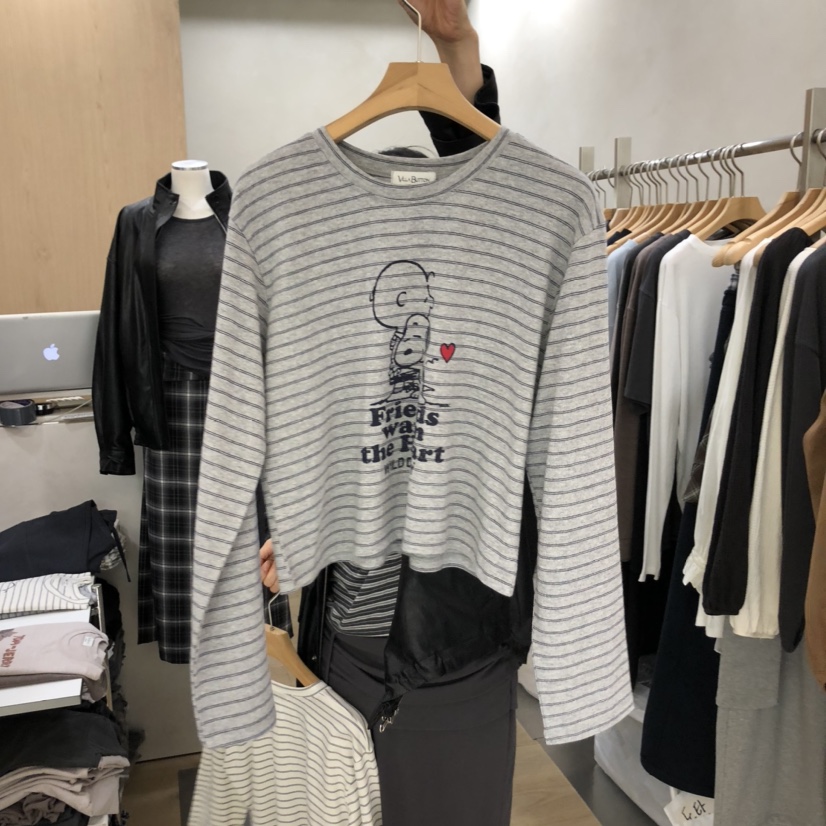 VILLABUTTON東大門㊣實拍女裝新品人氣真品時尚長袖T恤史努比VILLABUTTON長袖T恤圖色2