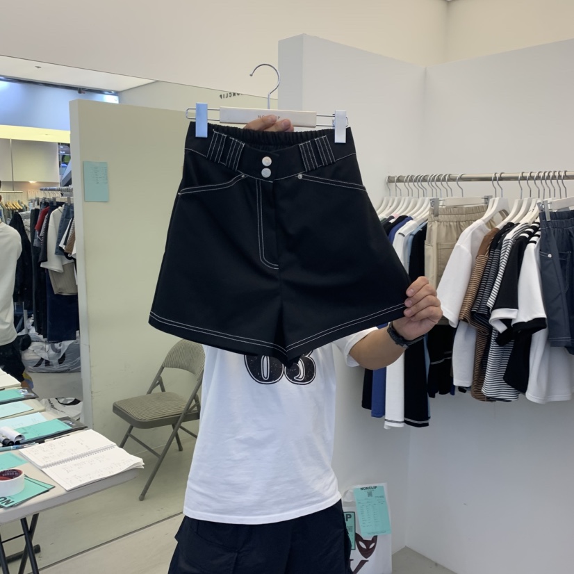 NON CLIP東大門㊣代購女裝新款熱賣時尚推薦人氣真品25秋冬短褲NON CLIP短褲圖色2