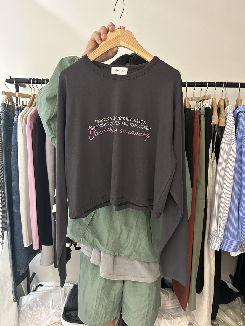 AS THOUGHT東大門㊣實拍女裝新品時尚熱賣25秋冬長袖T恤短款AS THOUGHT長袖T恤圖色3