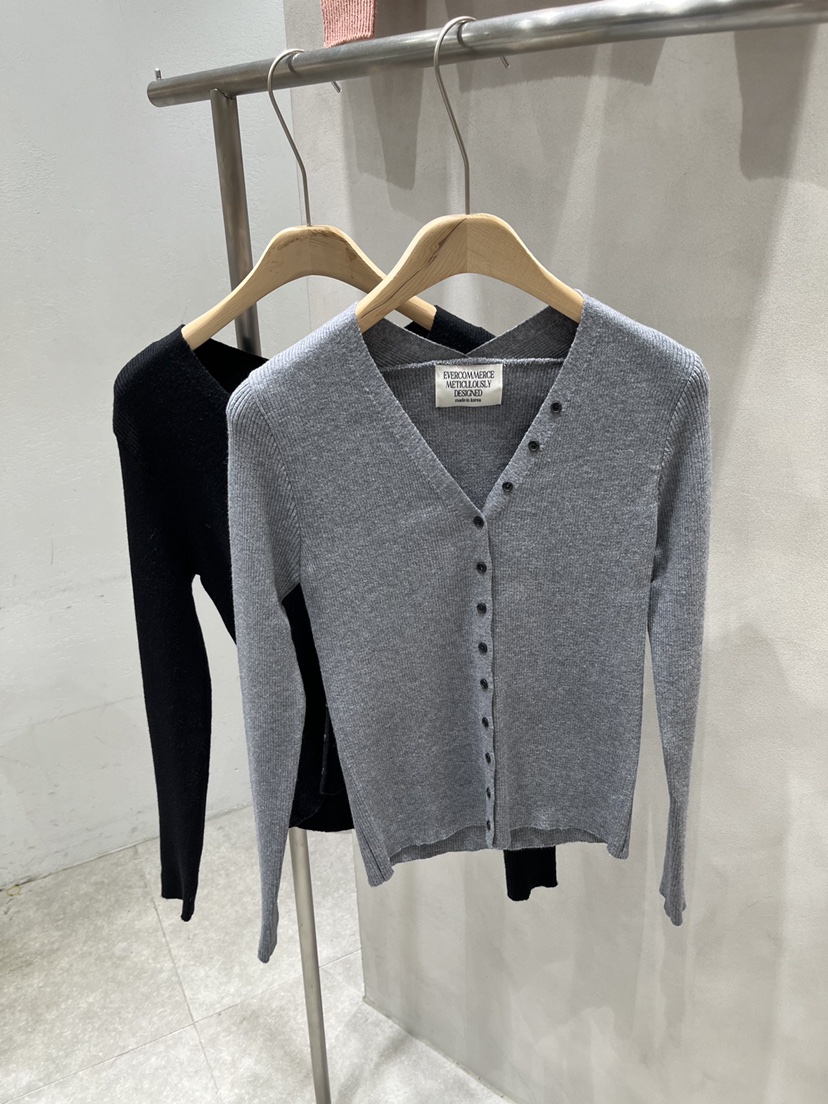 EVERCOMMERCE METICULOUSLY DESIGNED東大門㊣代購女裝新品職業針織衫開衫EVERCOMMERCE針織衫